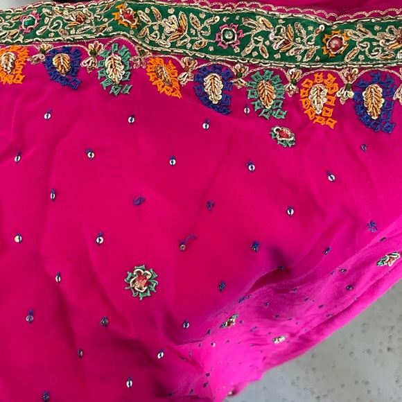 Frontier heritage ready to wear readymade party designer pink magenta embroidery - Picture 9 of 11
